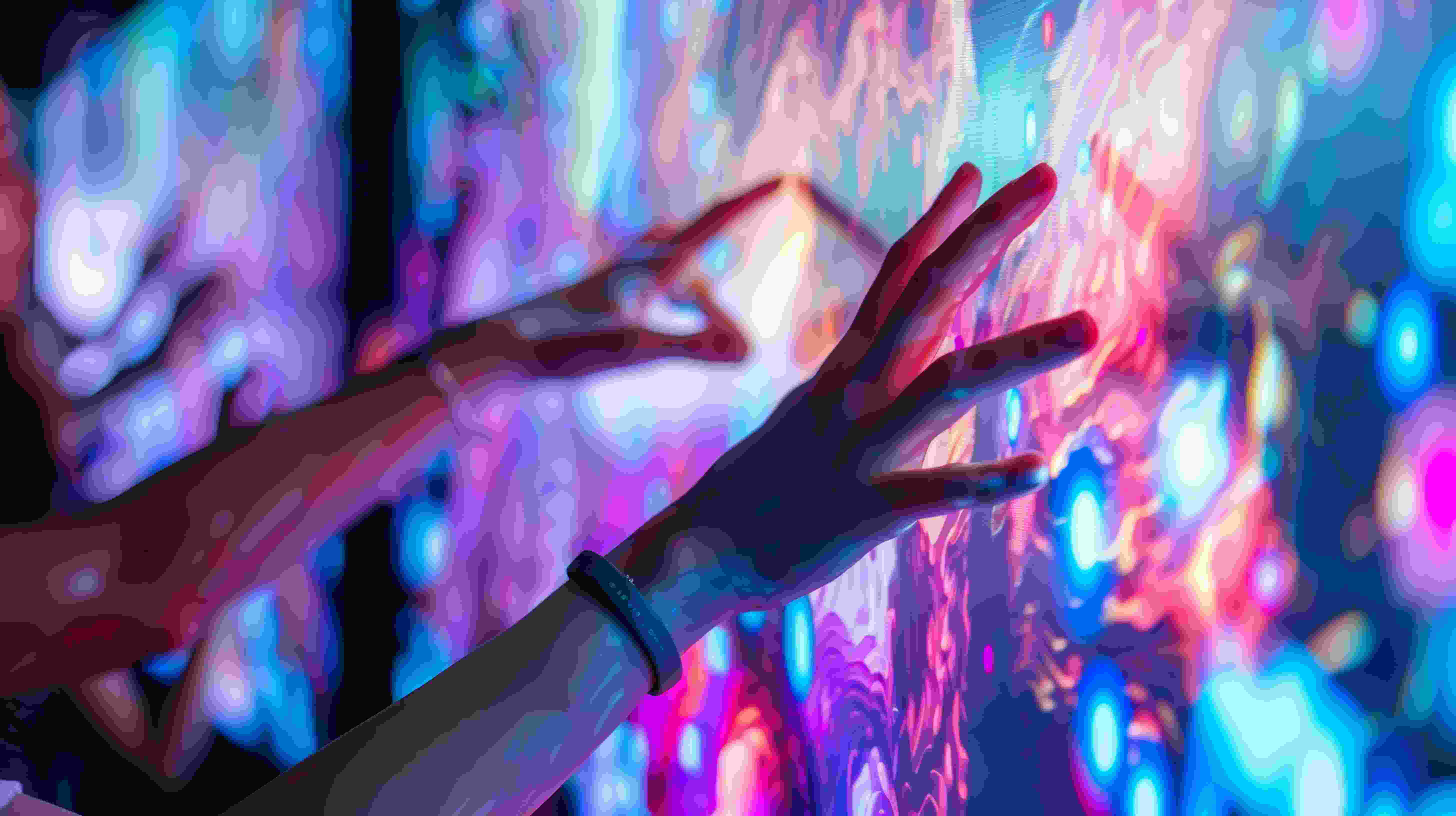 Entertainment & Media